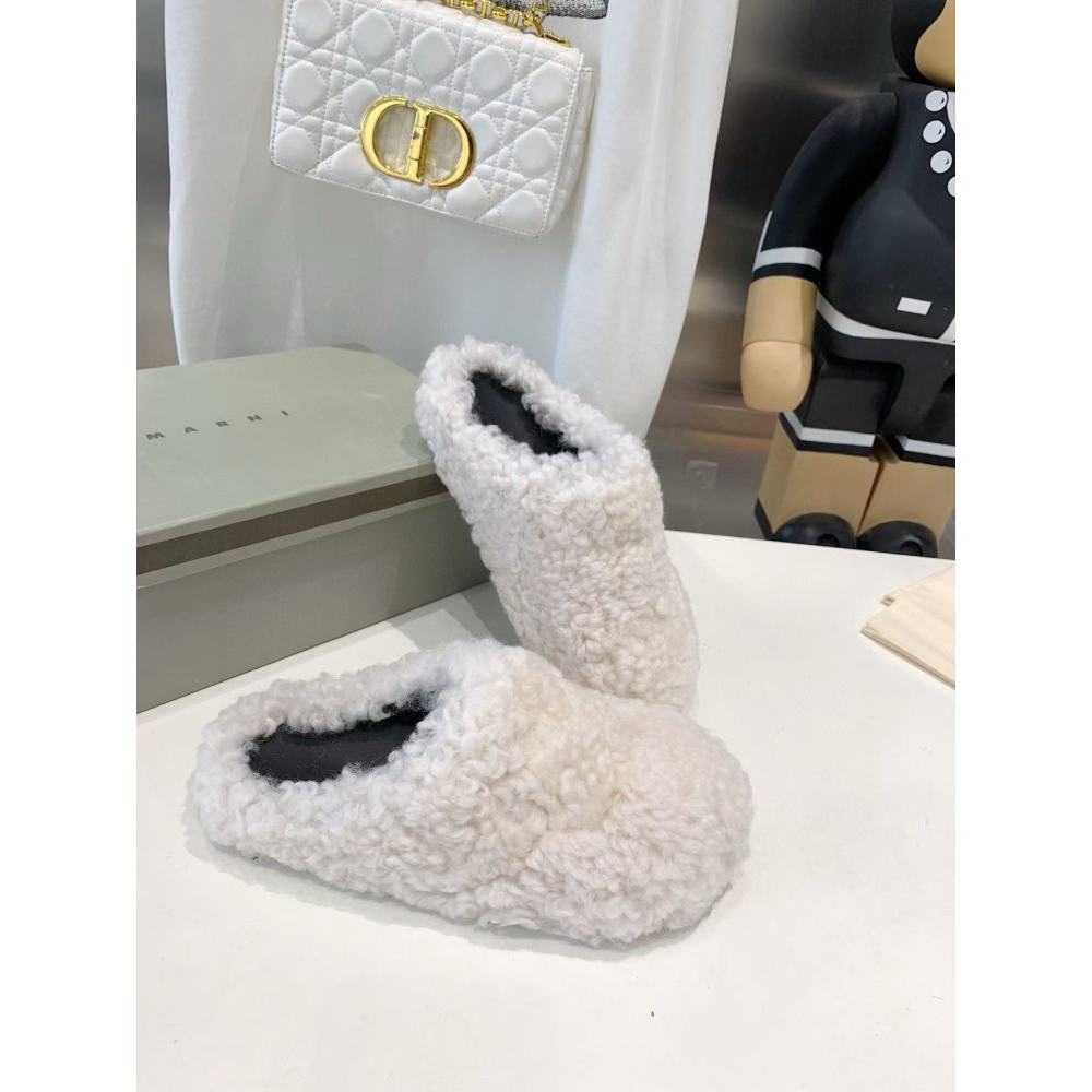 Marni Fussbett Sabot Slide White PB SBMS004601 LM071 00M24