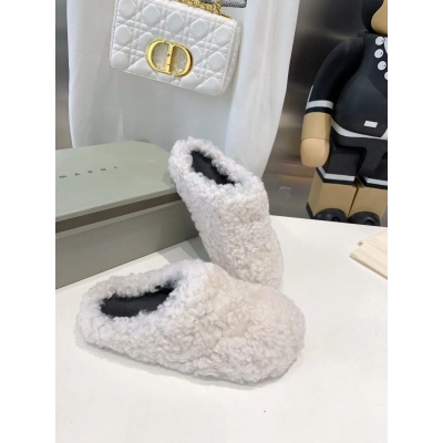 Marni Fussbett Sabot Slide White PB SBMS004601 LM071 00M24 01