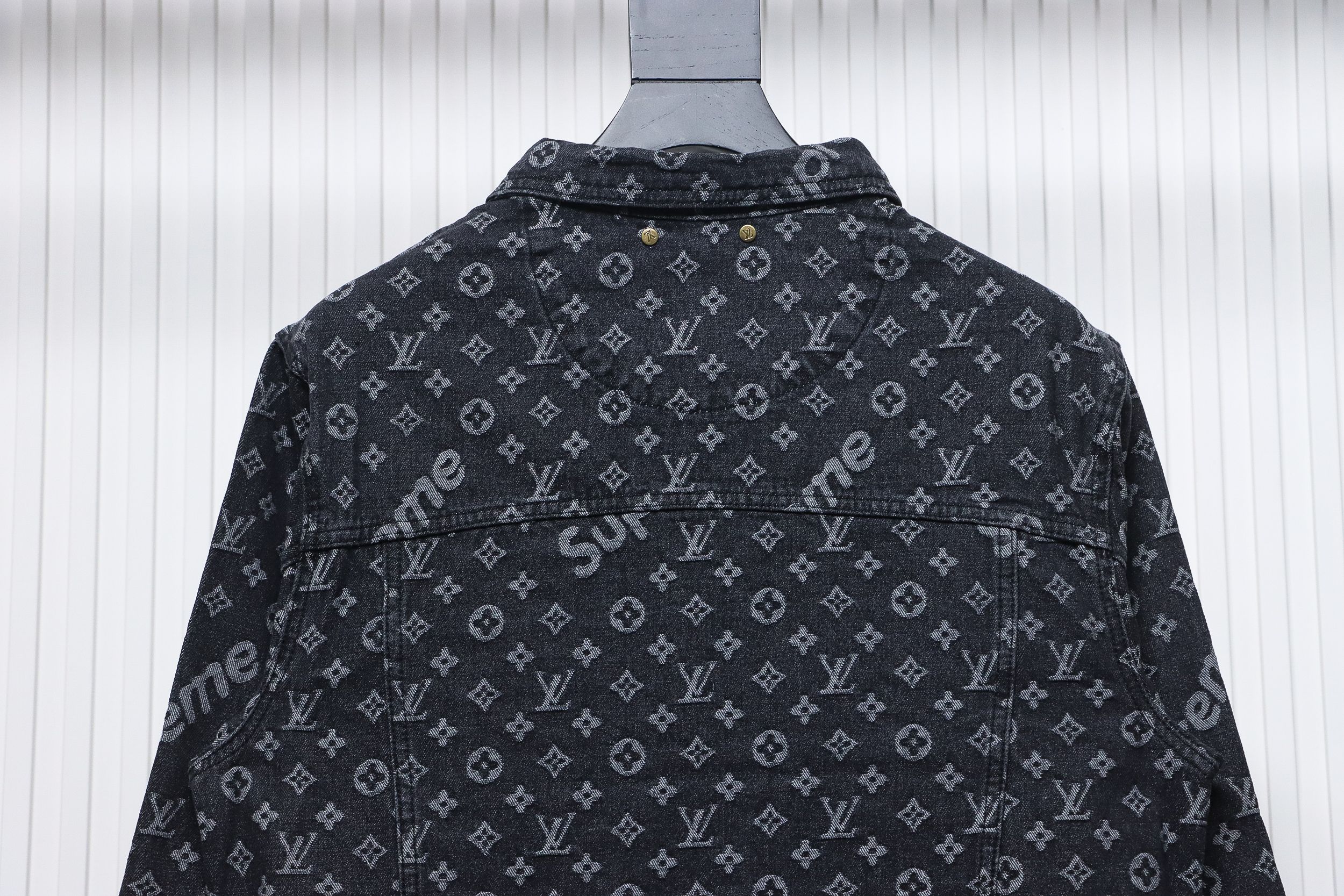 Louis Vuitton x Supreme Denim Jacket Black CK 2802023018