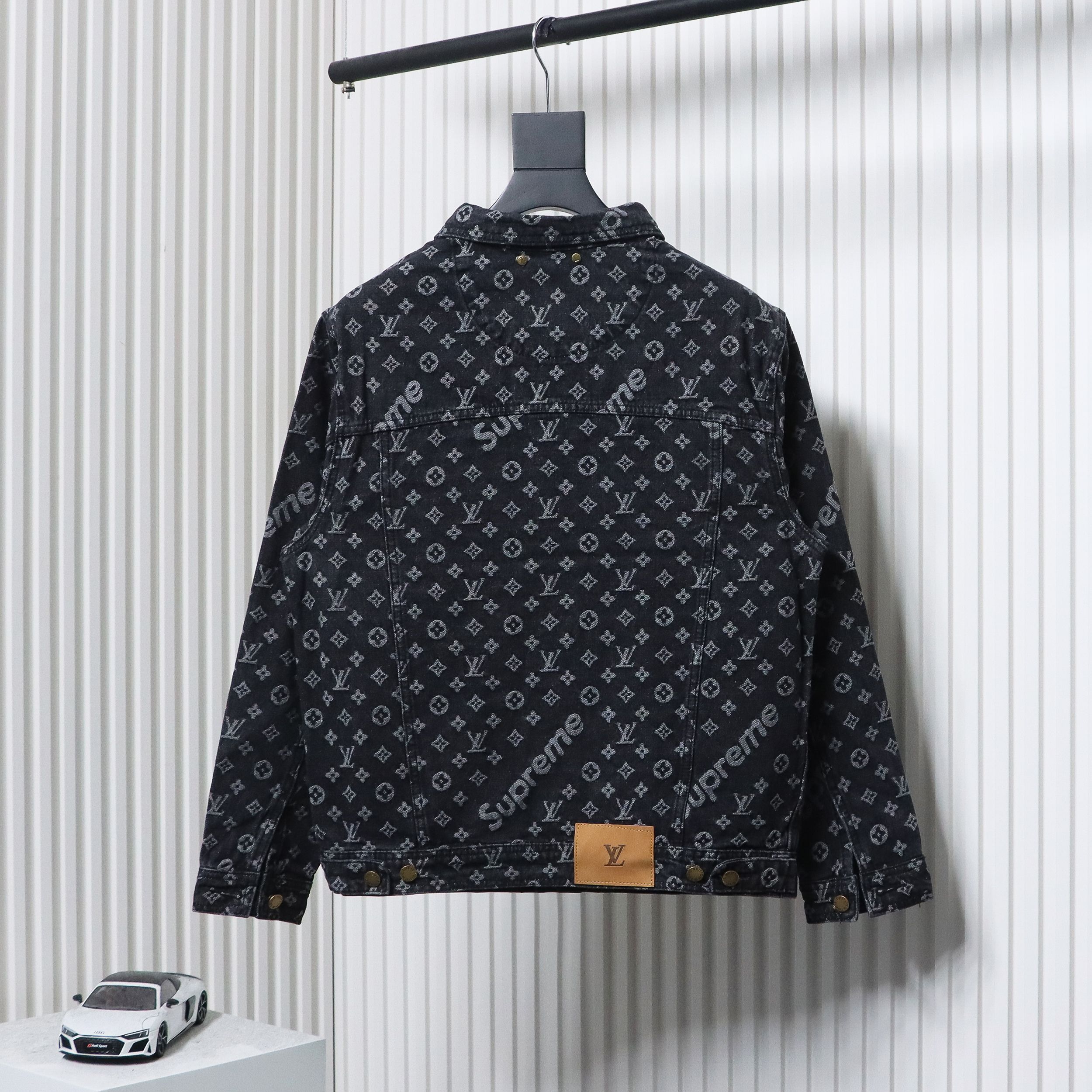 Louis Vuitton x Supreme Denim Jacket Black CK 2802023018