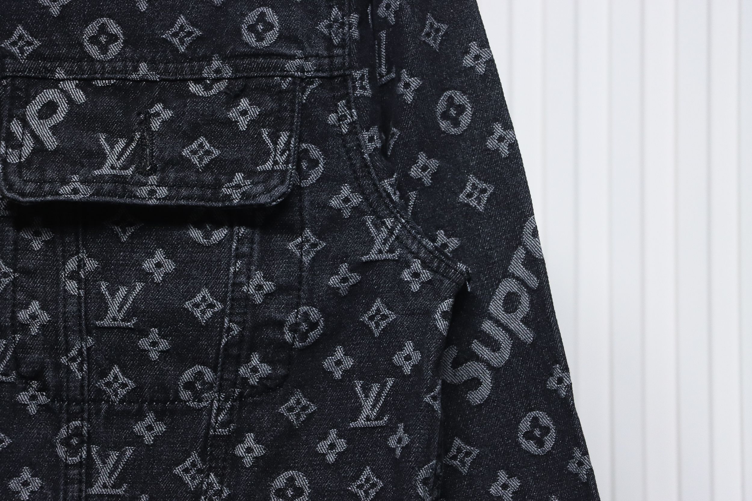 Louis Vuitton x Supreme Denim Jacket Black CK 2802023018