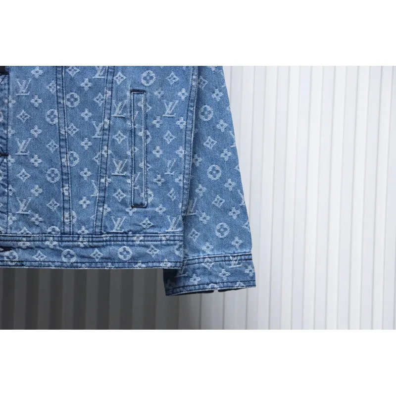Supreme x Louis Vuitton Jacquard Denim Trucker Jacket Blue CK 2802023018