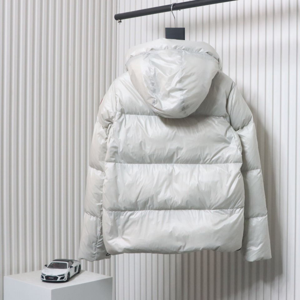 CANADA GOOSE Crofton Quilted Recycled-Nylon Ripstop Down Jacket White