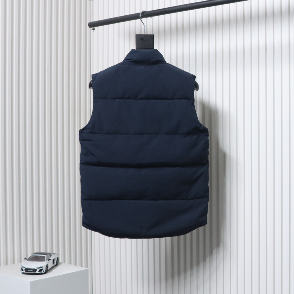 CANADA GOOSE Down Vest Blue CK 2402023014
