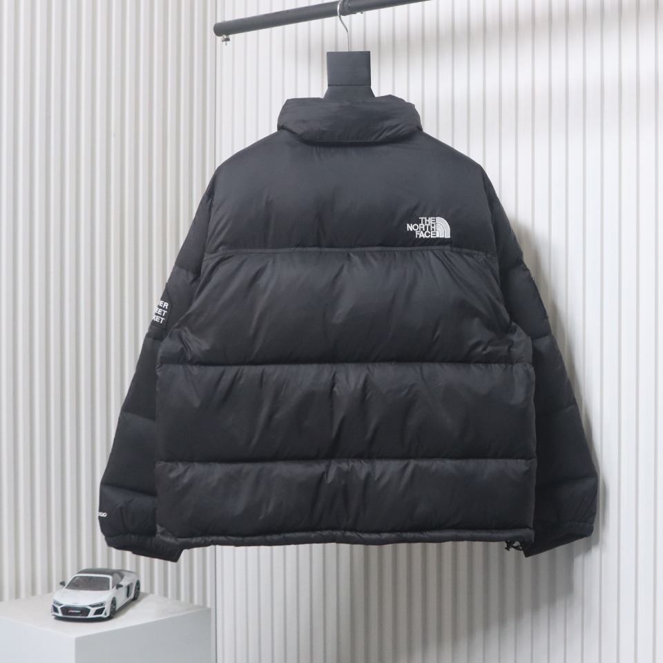 The North Face x Dover Street Market 1992 Nuptse Down Jacket Black CK 4202023032