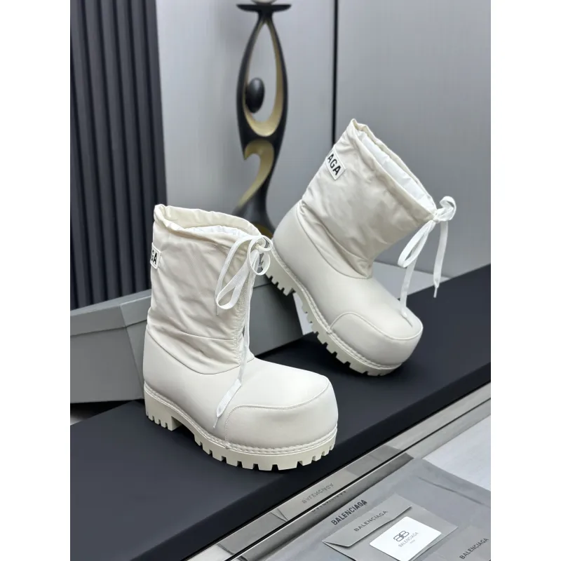 Balenciaga Alaska Low Boot In White Nylon PB 241220