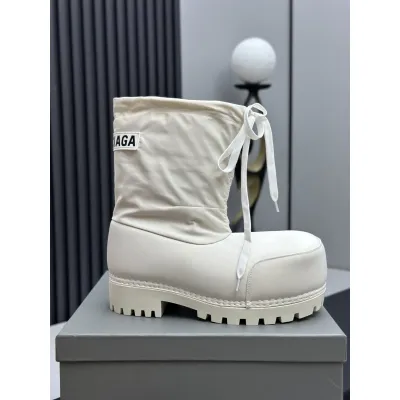Balenciaga Alaska Low Boot In White Nylon PB 241220 02