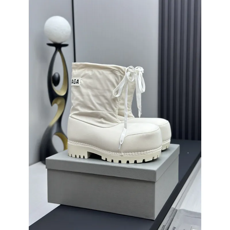 Balenciaga Alaska Low Boot In White Nylon PB 241220