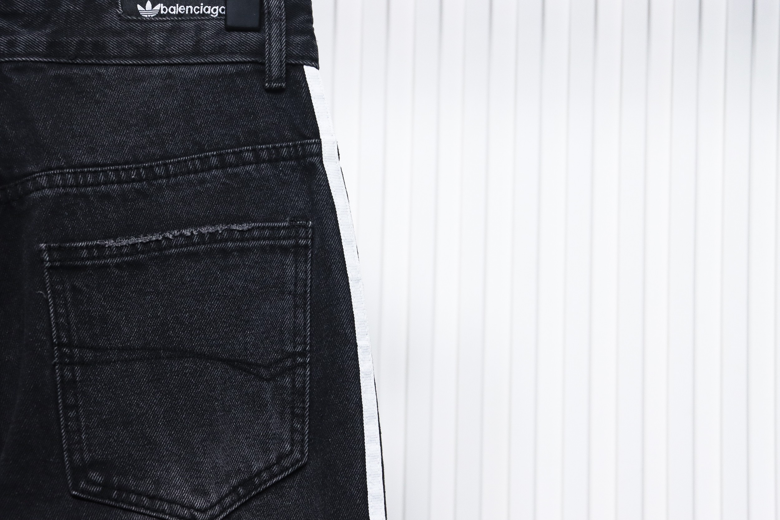 Balenciaga x Adidas Side Stripes Baggy Jeans in Black CK 2802024016