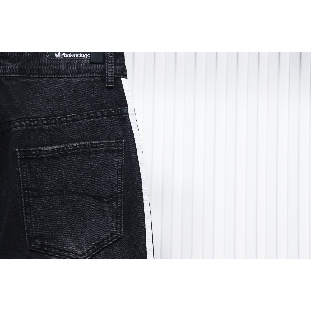 Balenciaga x Adidas Side Stripes Baggy Jeans in Black CK 2802024016