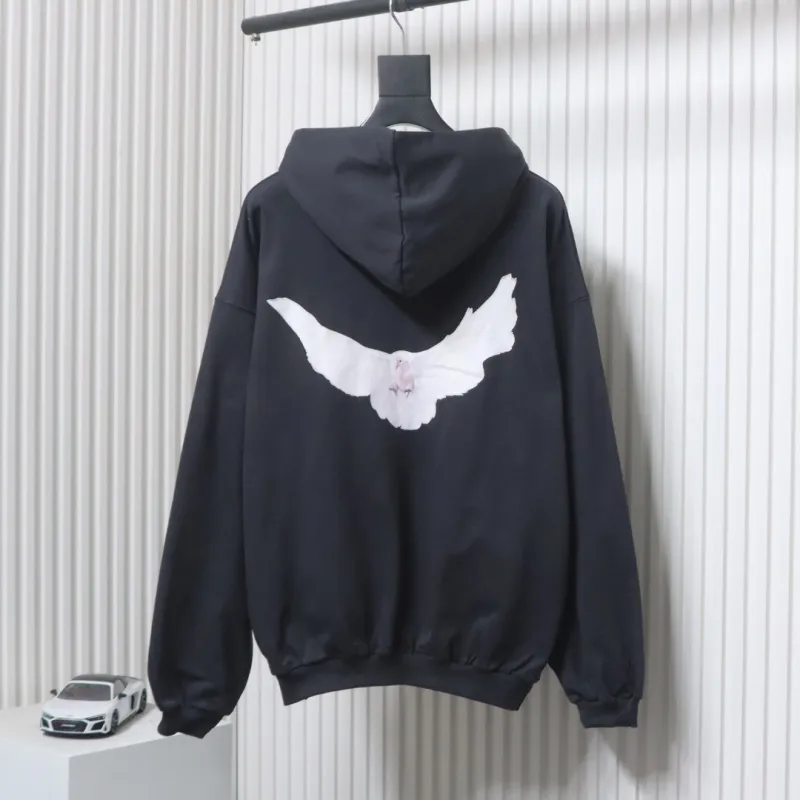YEEZY x GAP x BALENCIAGA BLACK CK20241225