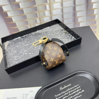 [Add One] Louis Vuitton Party Palm Springs Keychain Monogram Canvas CK 250698310 02