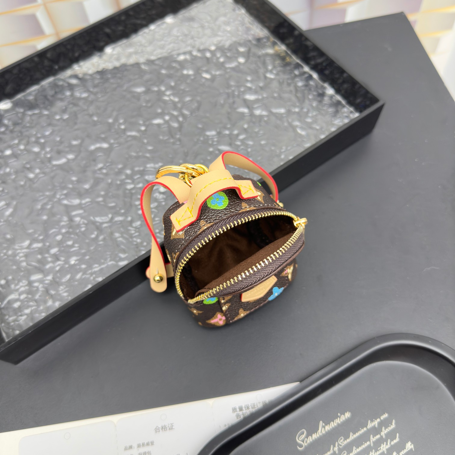 [Add One] Louis Vuitton Party Palm Springs Keychain Monogram Craggy CK 250698310