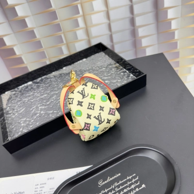 [Add One] Louis Vuitton Party Palm Springs Keychain Monogram Yellow CK 250698310 02