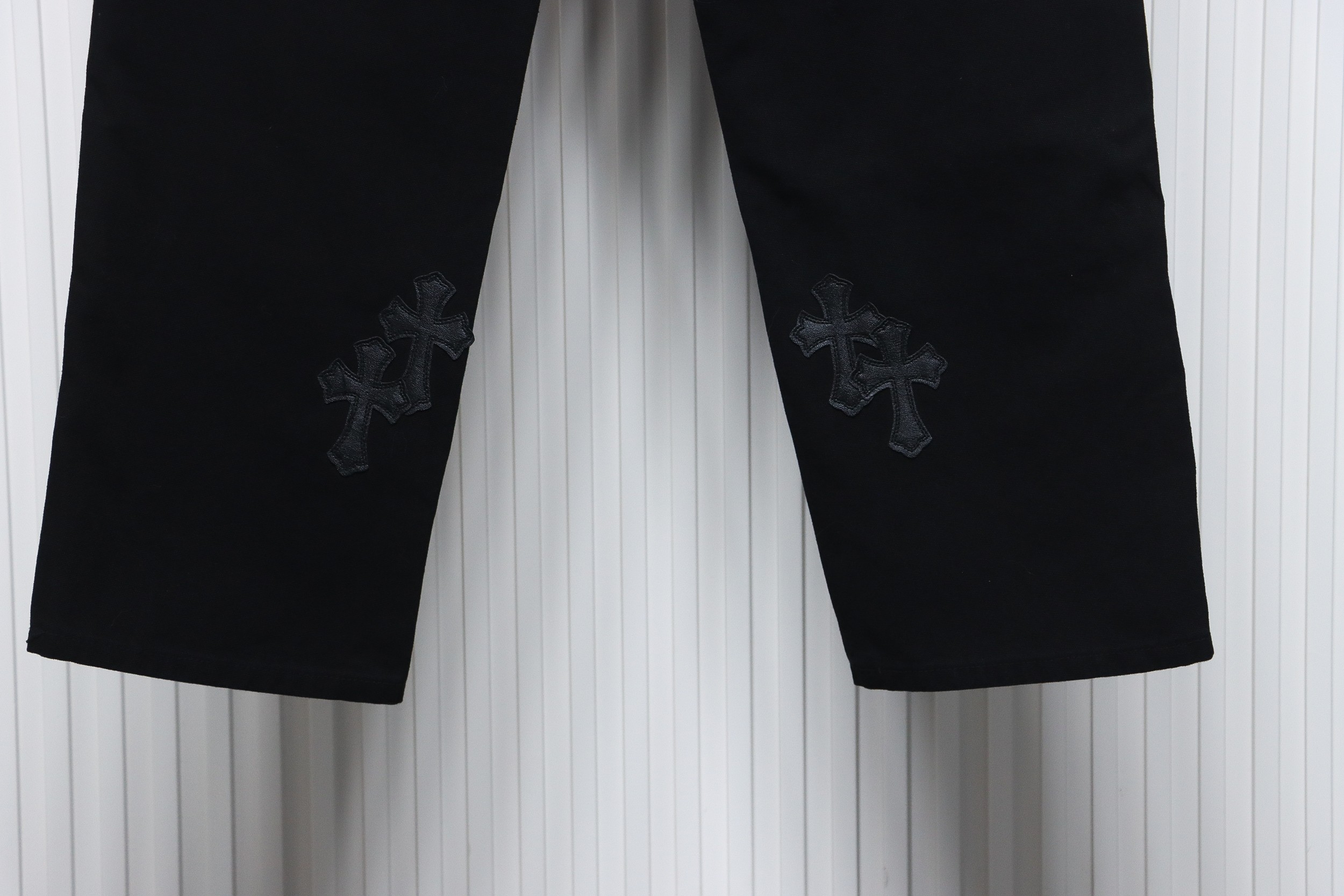 Chrome Hearts Black Leather Cross Patch Carpenter Jean CK 2702023017