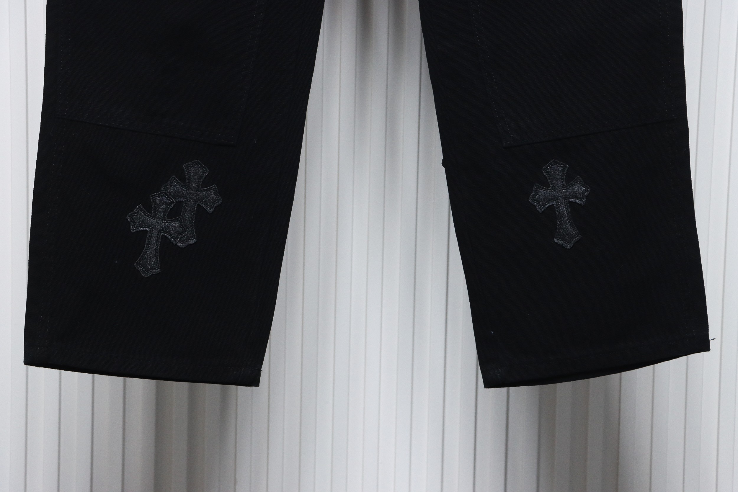 Chrome Hearts Black Leather Cross Patch Carpenter Jean CK 2702023017