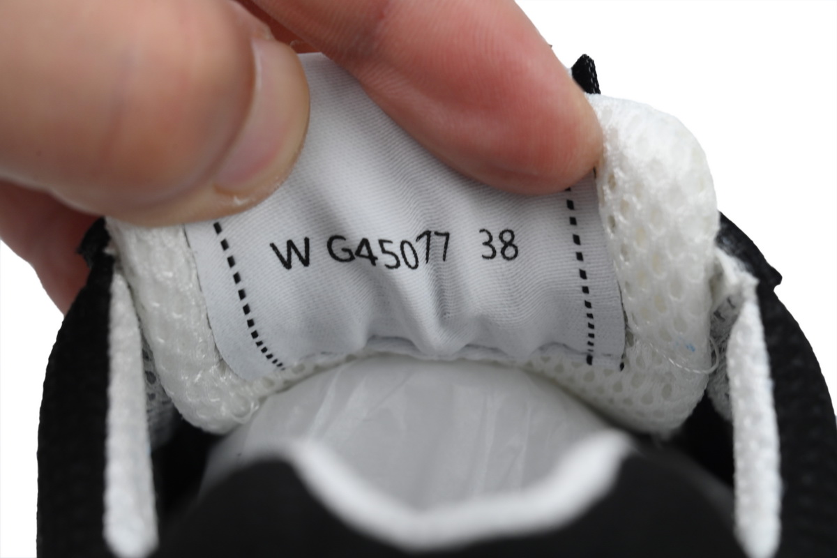 Chanel CC Logo Sneaker Black