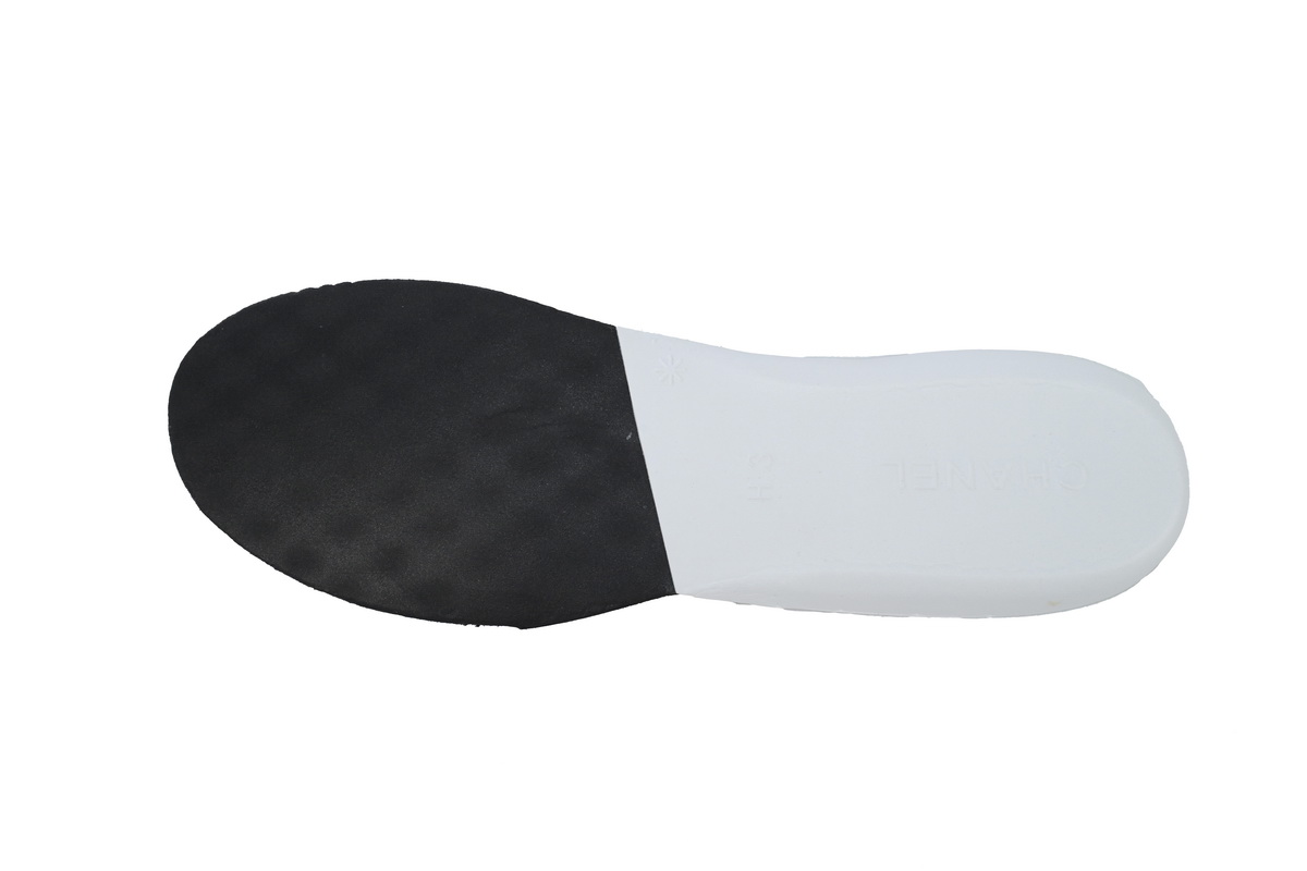 Chanel CC Logo Sneaker Rose Gold