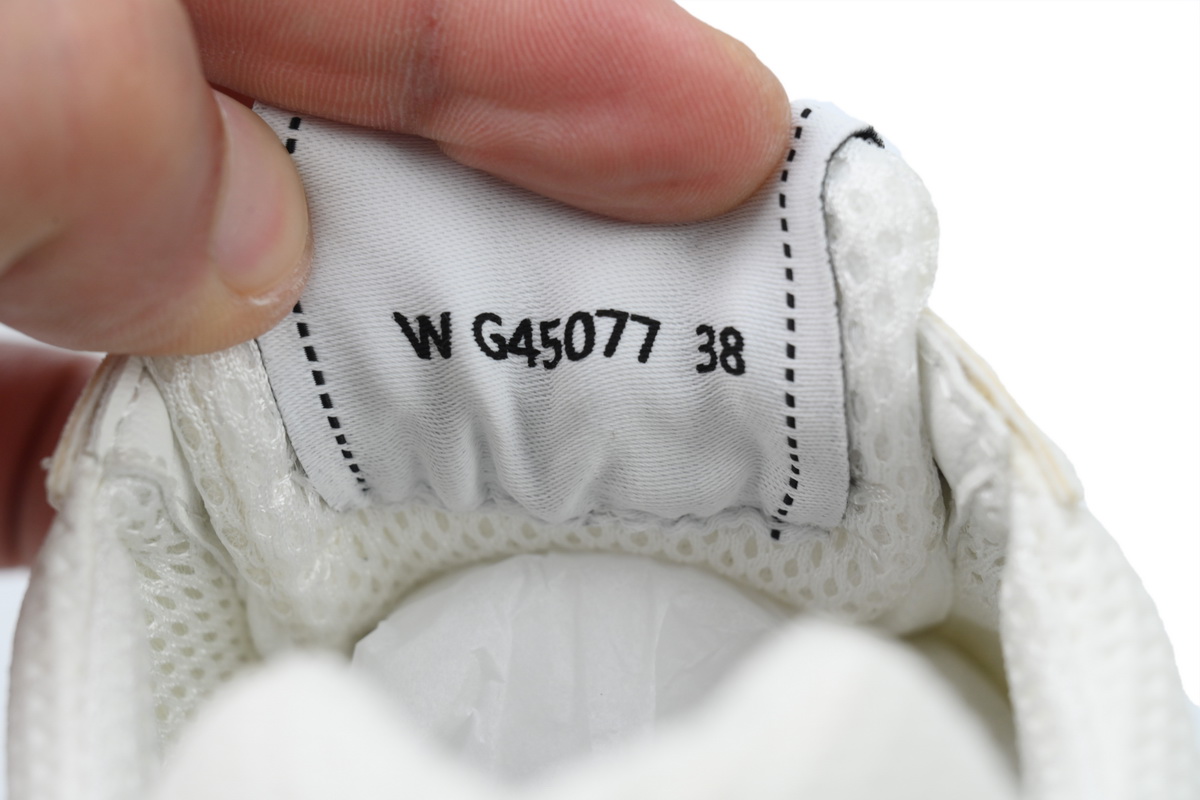 Chanel CC Logo Sneaker White