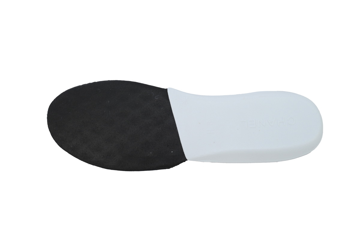 Chanel CC Logo Sneaker White