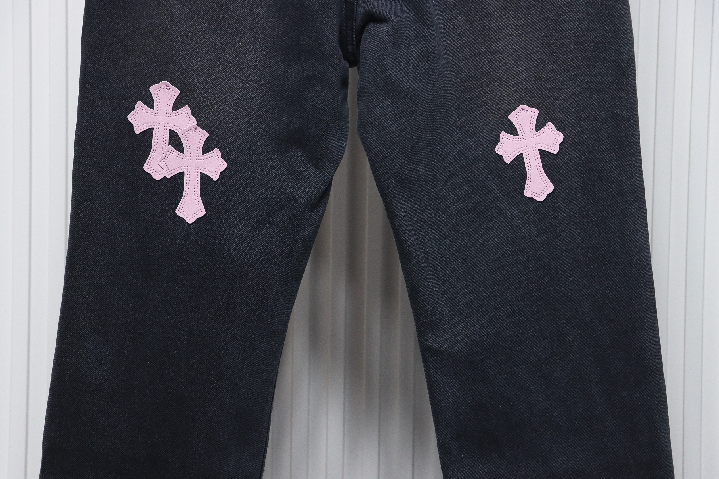 Chrome Hearts Pink Leather Cross Jean CK 2402023014