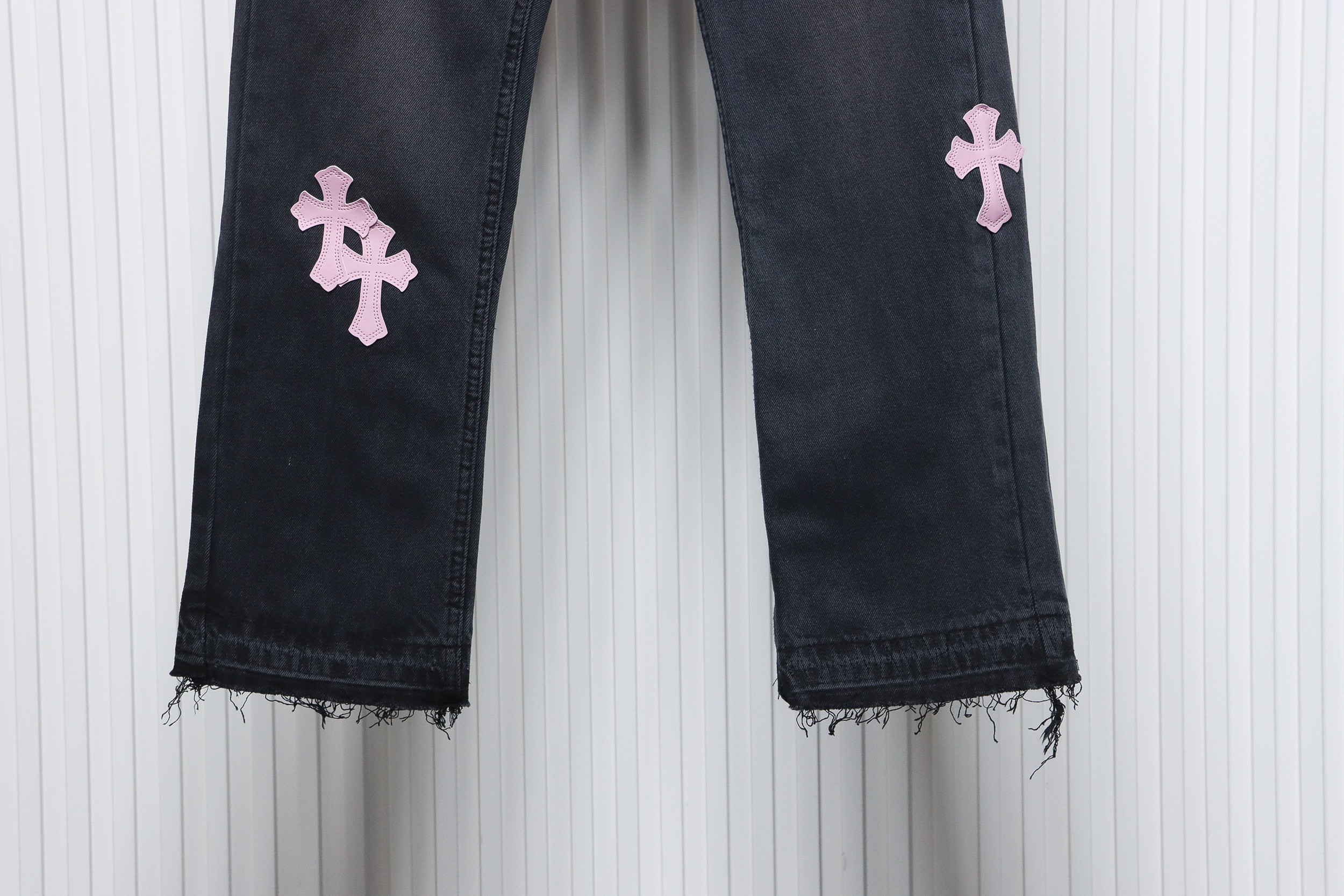 Chrome Hearts Pink Leather Cross Jean CK 2402023014