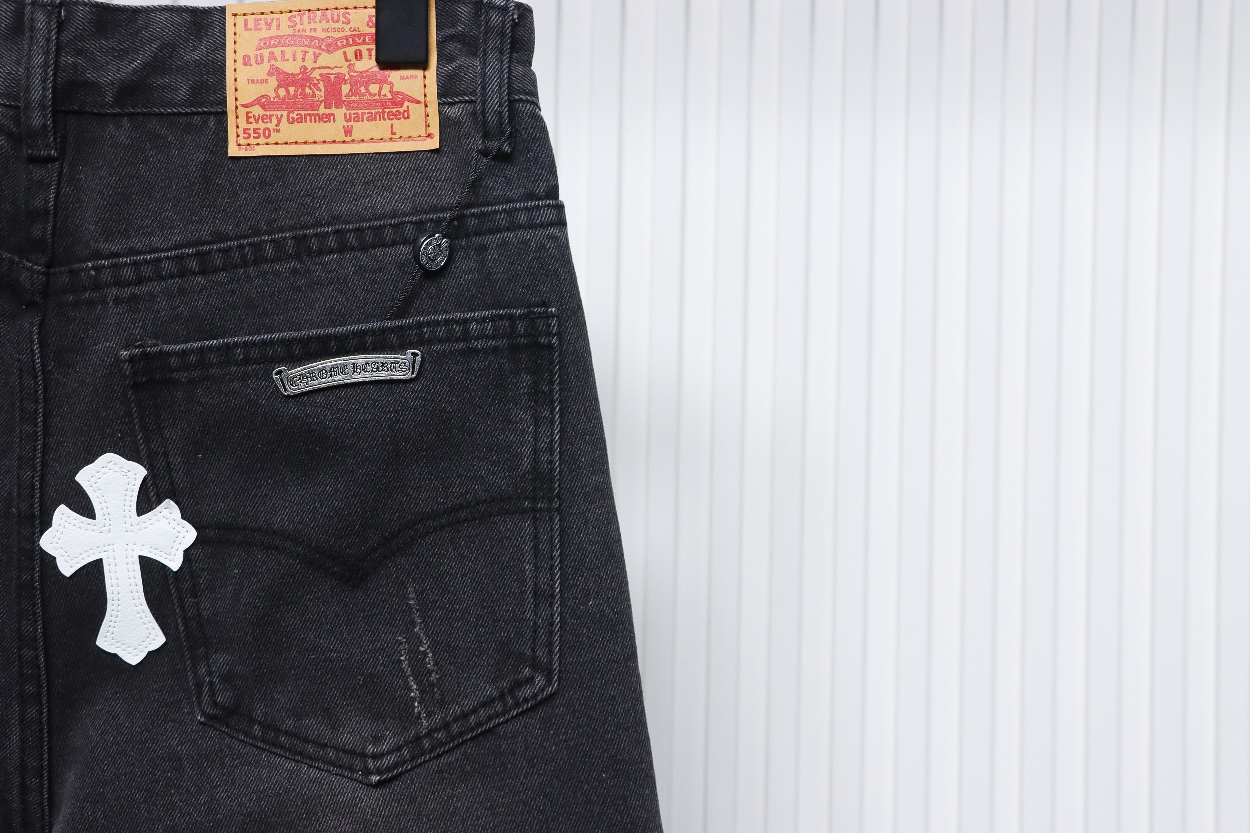 Chrome Hearts White Leather Cross Jean CK 2402023014