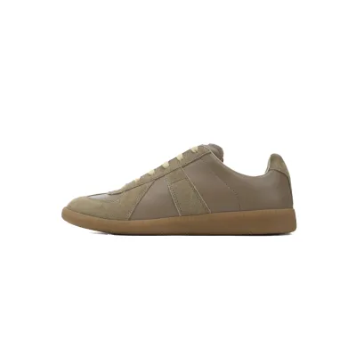 Maison Margiela Replica Brown 01