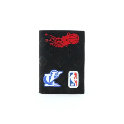Louis Vuitton x NBA Hero Jacket Leather Multiple Wallet Monogram Black 230698290 02