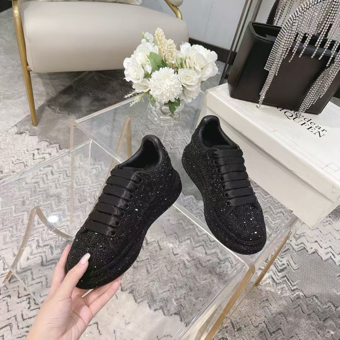 Alexander McQueen Sequined Sneaker PB250305