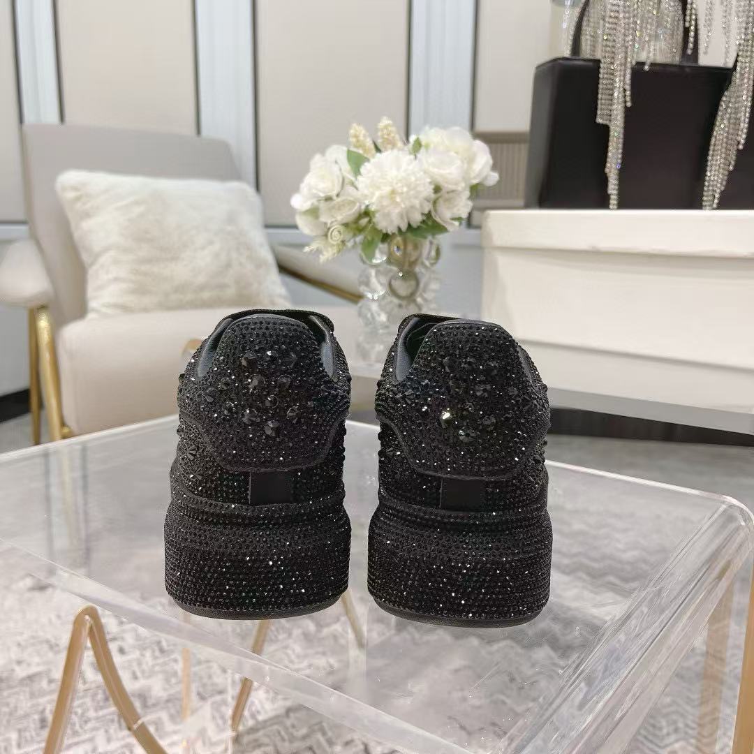 Alexander McQueen Sequined Sneaker PB250305