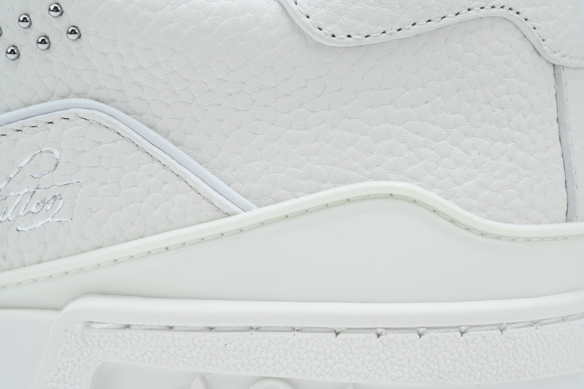 Louis Vuitton Trainer Sneaker White Rivets 1ADDC0