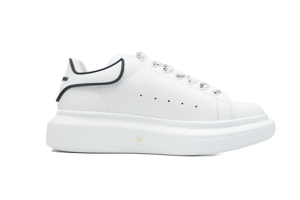 Alexander McQueen Sneake White Black