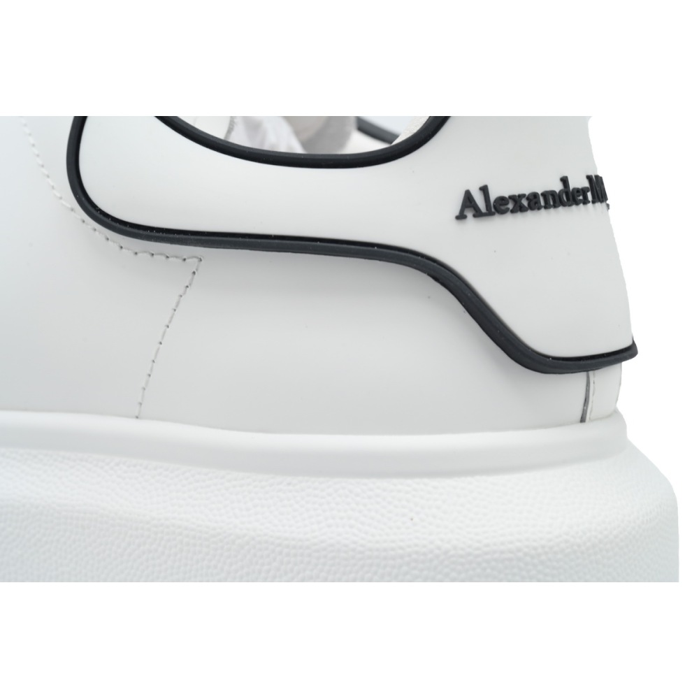 Alexander McQueen Sneake White Black