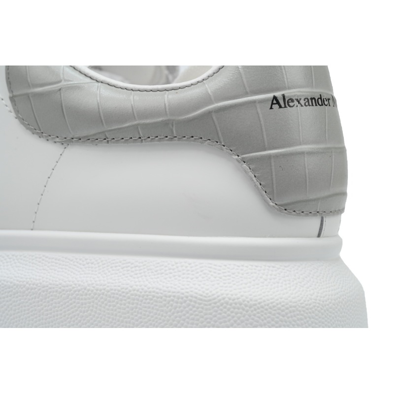 Alexander McQueen Sneake White Gray