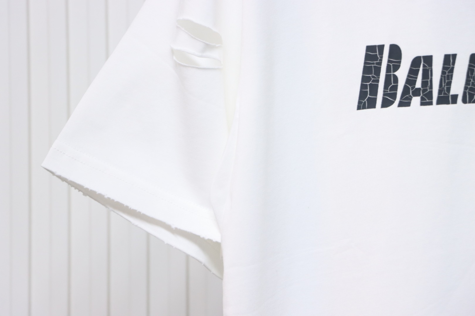Balenciaga Distressed T-shirt White