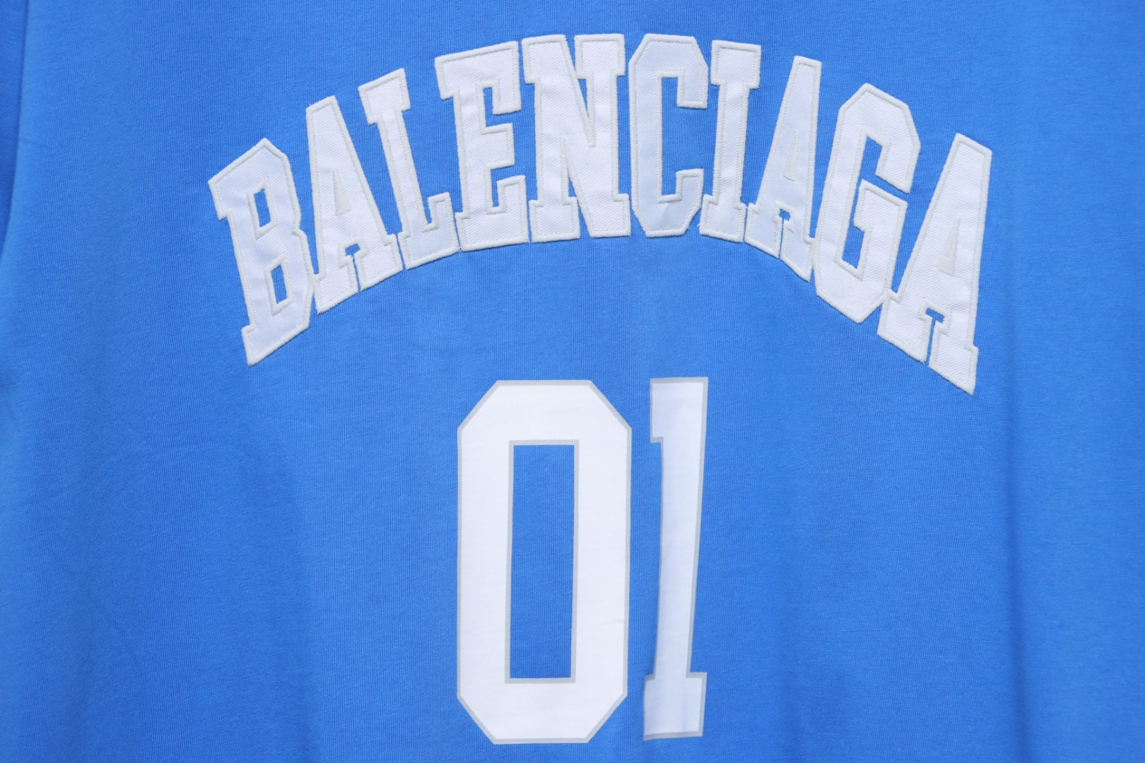 Balenciaga New Embroidered Size 01 Basketball T-shirt Blue