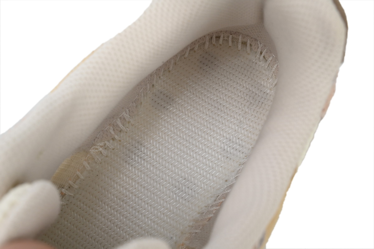 ASICS Gel-1130 Birch Sand Peach 1203A327-201