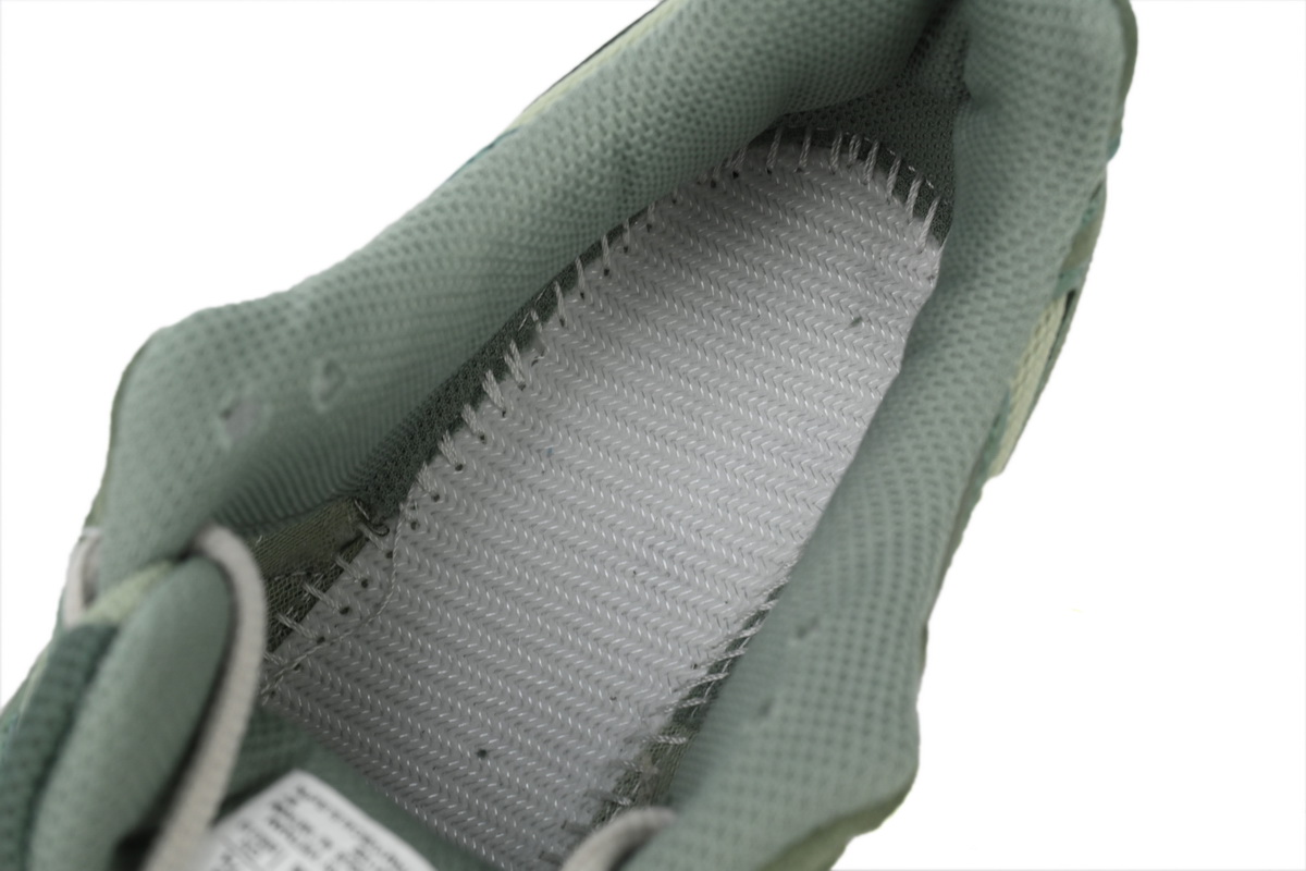 ASICS Gel-1130 Olive Grey Iv 1201A255-301