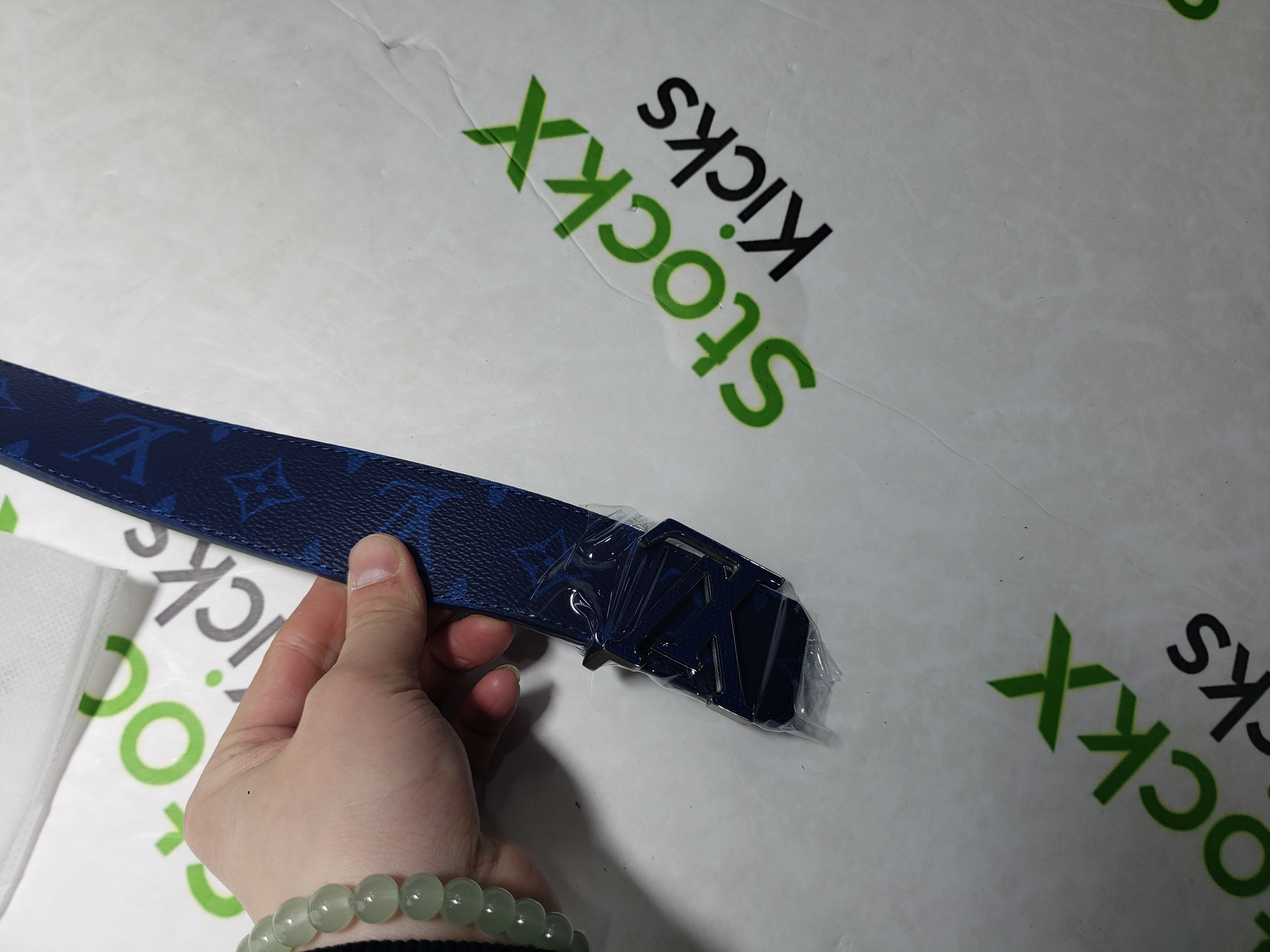 [Add One] Louis Vuitton LV Initiales Reversible Belt Monogram Cobalt Taiga 40MM Blue CK0725