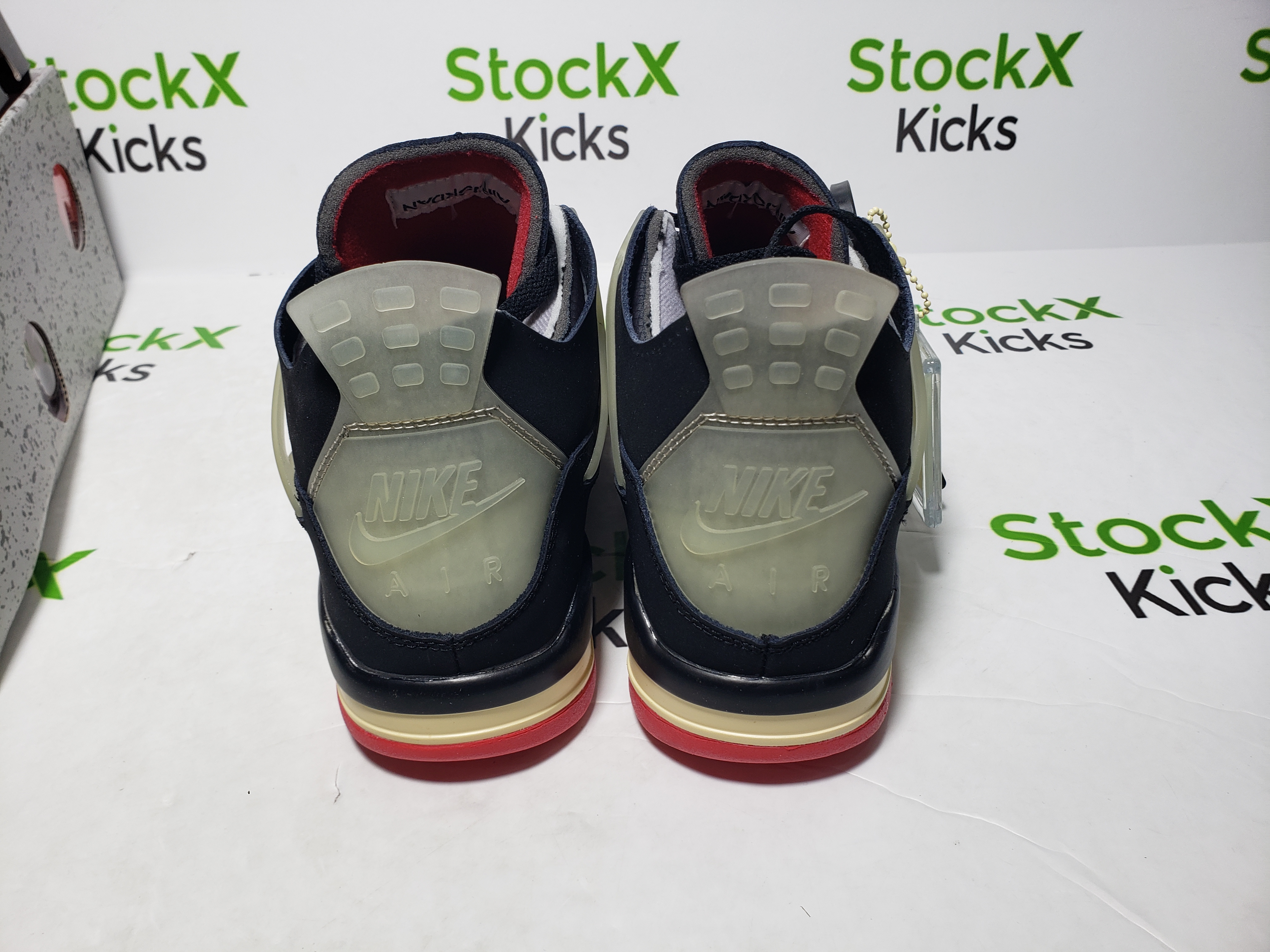 PK God Batch OFF White x Air Jordan 4 Bred CV9388-001
