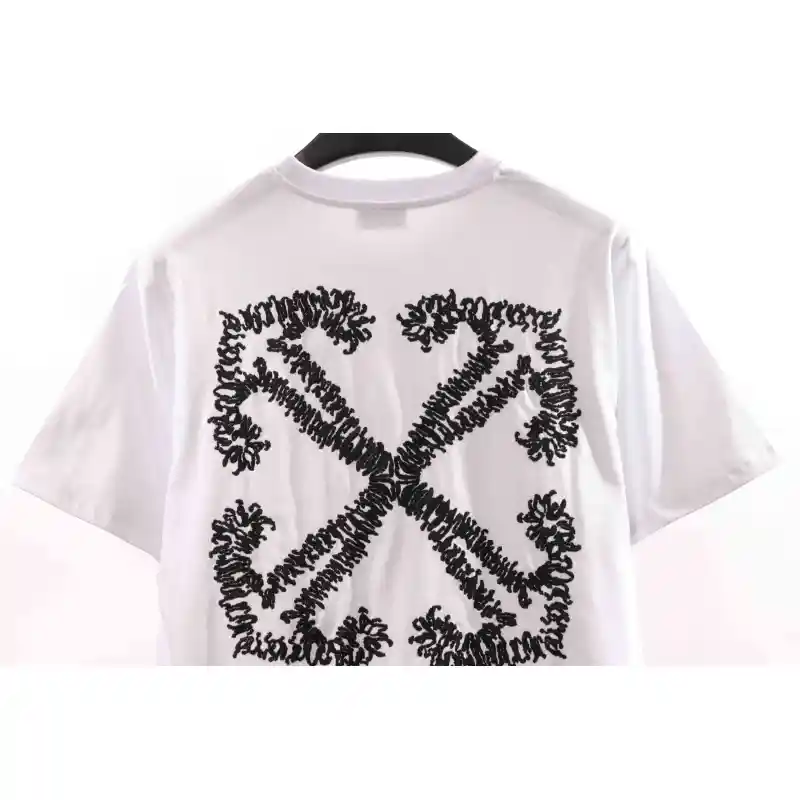 Off White Embroidered arrows T-Shirt 0543