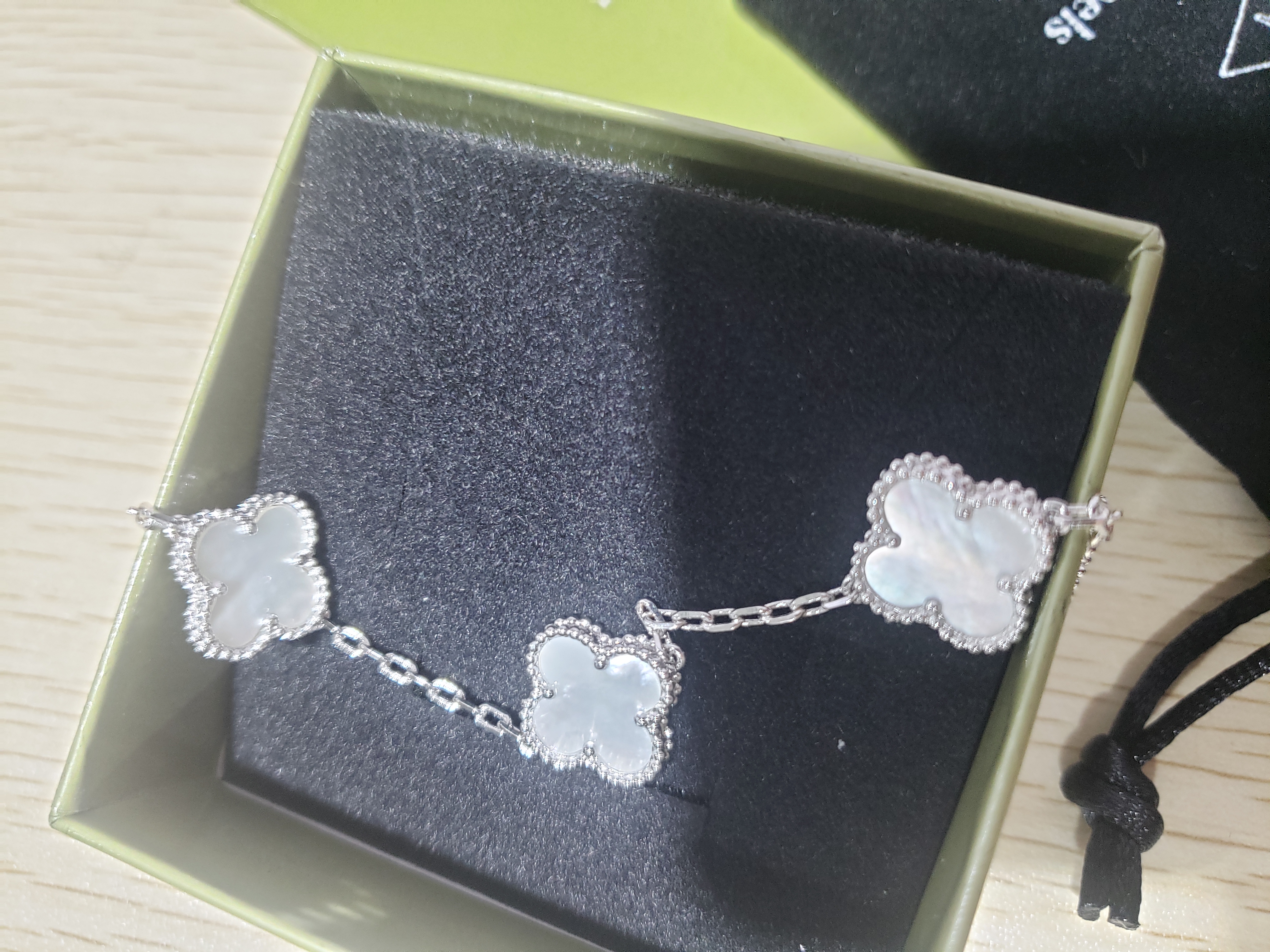 [Add One] Van Cleef & Arpels Vintage Alhambra Bracelet 5 Motifs VCARF48400 CK082812