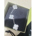 [Add One] Van Cleef & Arpels Vintage Alhambra Bracelet 5 Motifs VCARF48400 CK082812