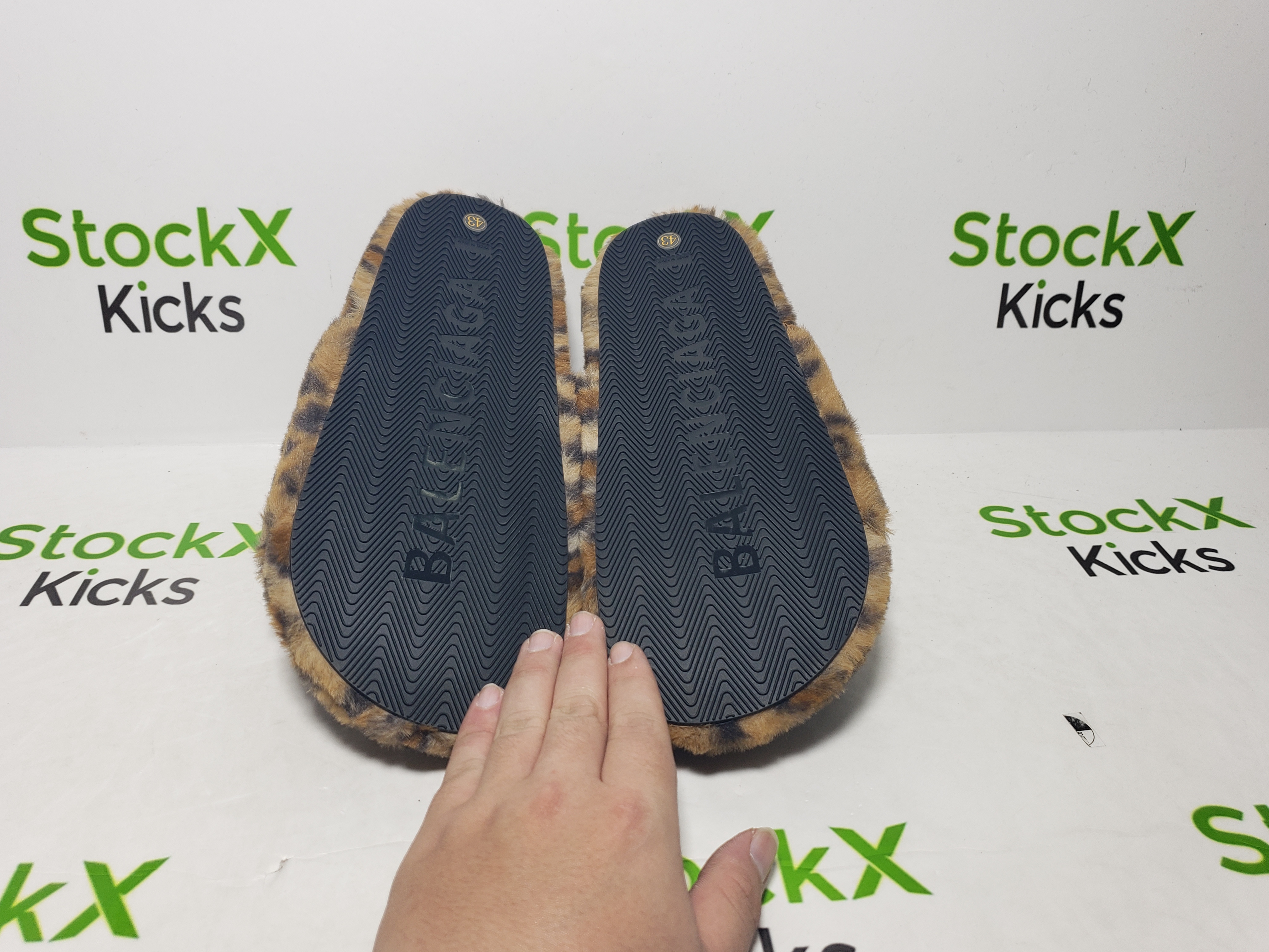 Balenciaga Furry Slides 'Leopard' CK20241225