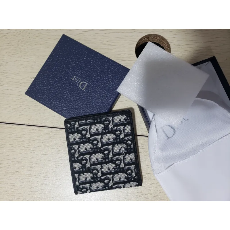 Dior Compact Wallet Beige And Black Dior Oblique Jacquard 2OBBC027YSE_H05E