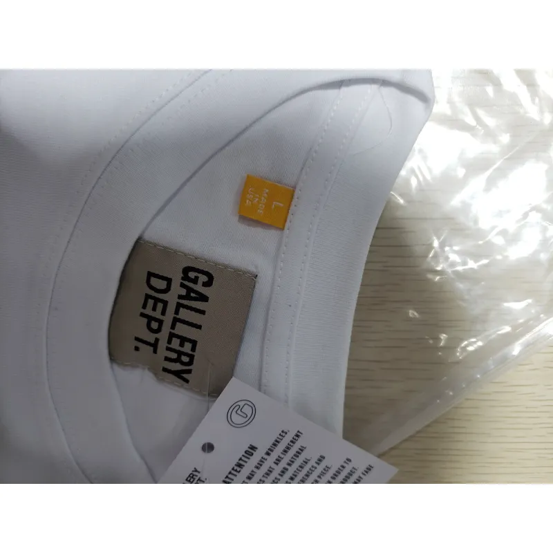 GALLERY DEPT. PAINT SHOP SOUVENIR TEE
