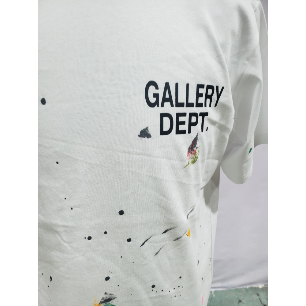 GALLERY DEPT. PAINT SHOP SOUVENIR TEE