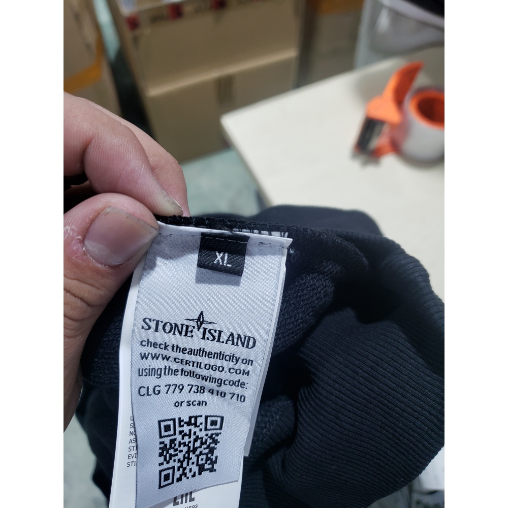 Stone Island Sweatshirt Black/White YZ W816