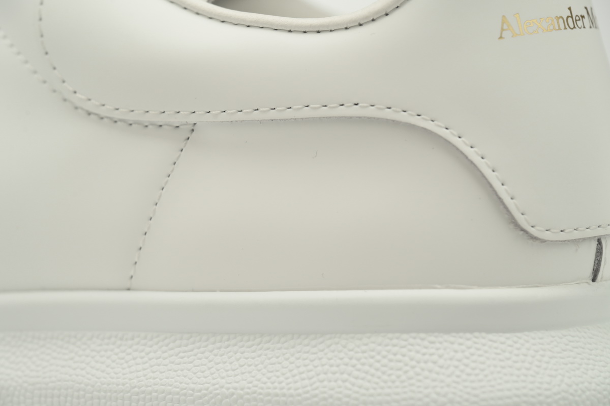 Alexander McQueen Sneake White